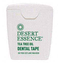 Bild på Desert Essence Tea Tree Oil tandtråd bred