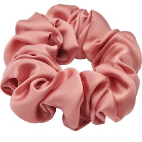 Bild på Lenoites Scrunchie i siden Rosa
